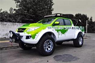 国产皮卡改装床车视频,国产皮卡变身露营利器